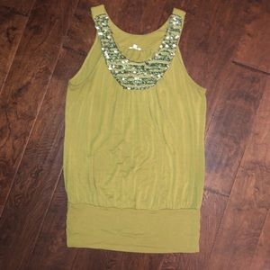 Sleeveless Shirt